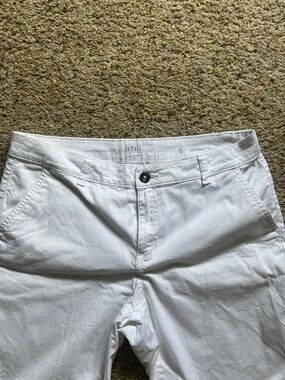 a.n.a White Mid-Rise Bermuda Shorts